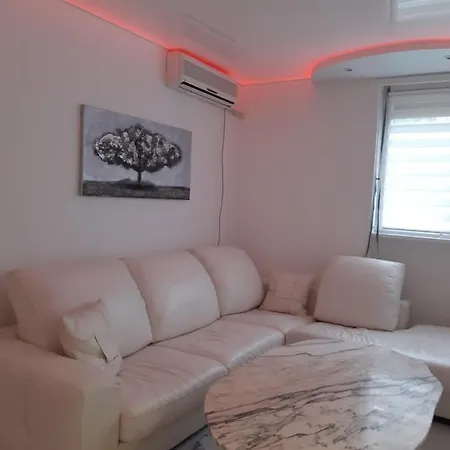 Apartment Brdo Lux Belgrade
